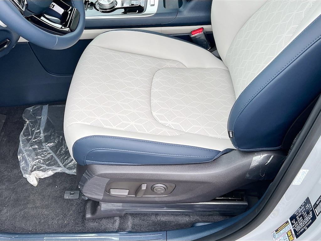 New 2026 Kia Carnival Hybrid EX Van Passenger Van