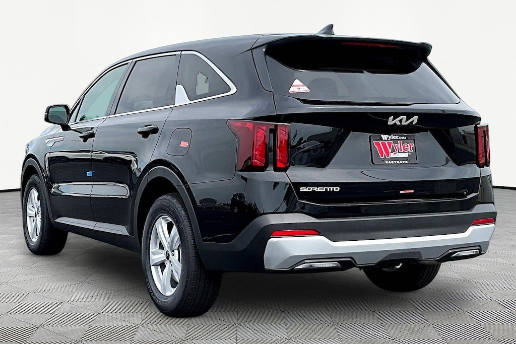 New 2026 Kia Sorento LX SUV