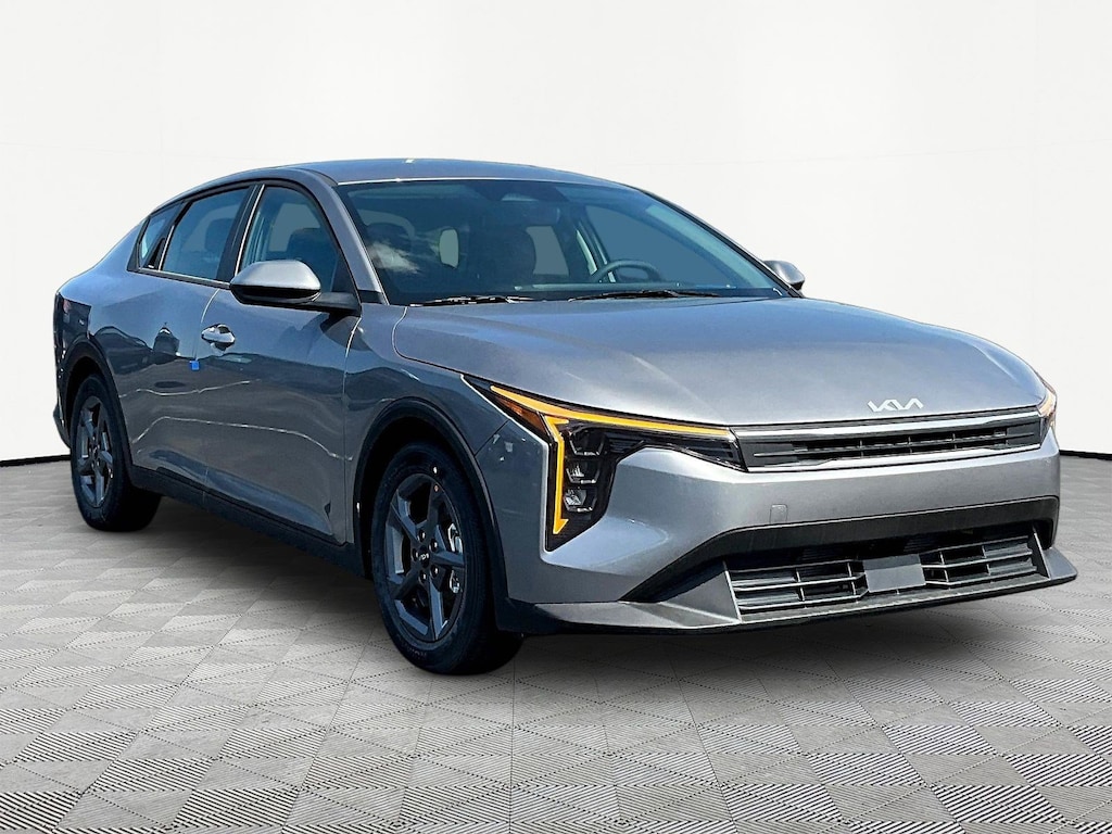 New 2026 Kia K4 LXS Sedan