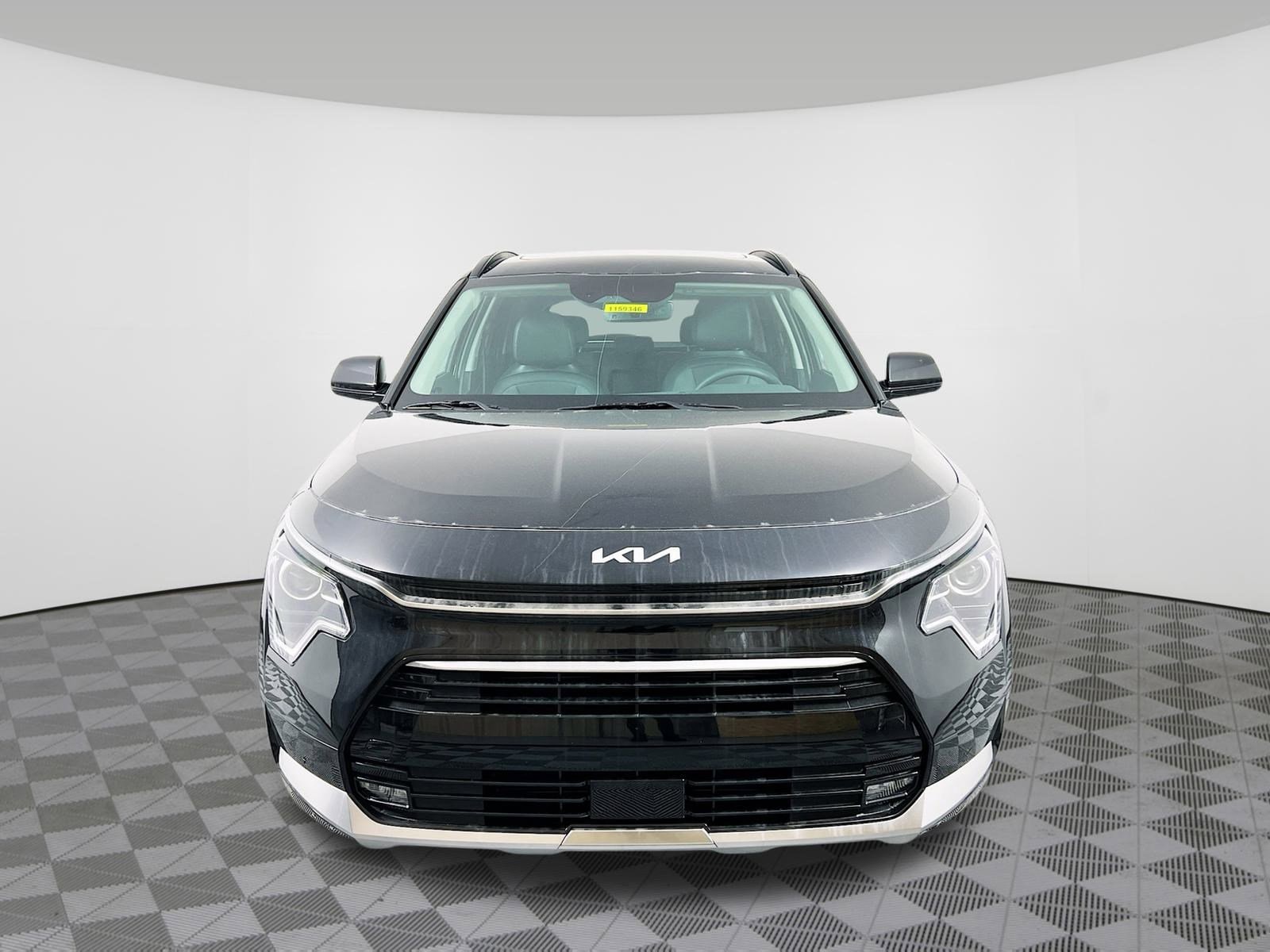 2025 Kia Niro EX Touring - Photo 28