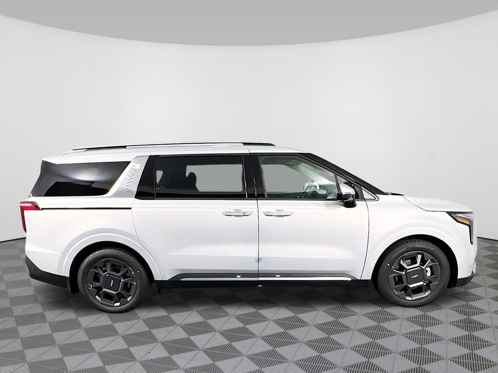 2025 Kia Carnival SX - Photo 34