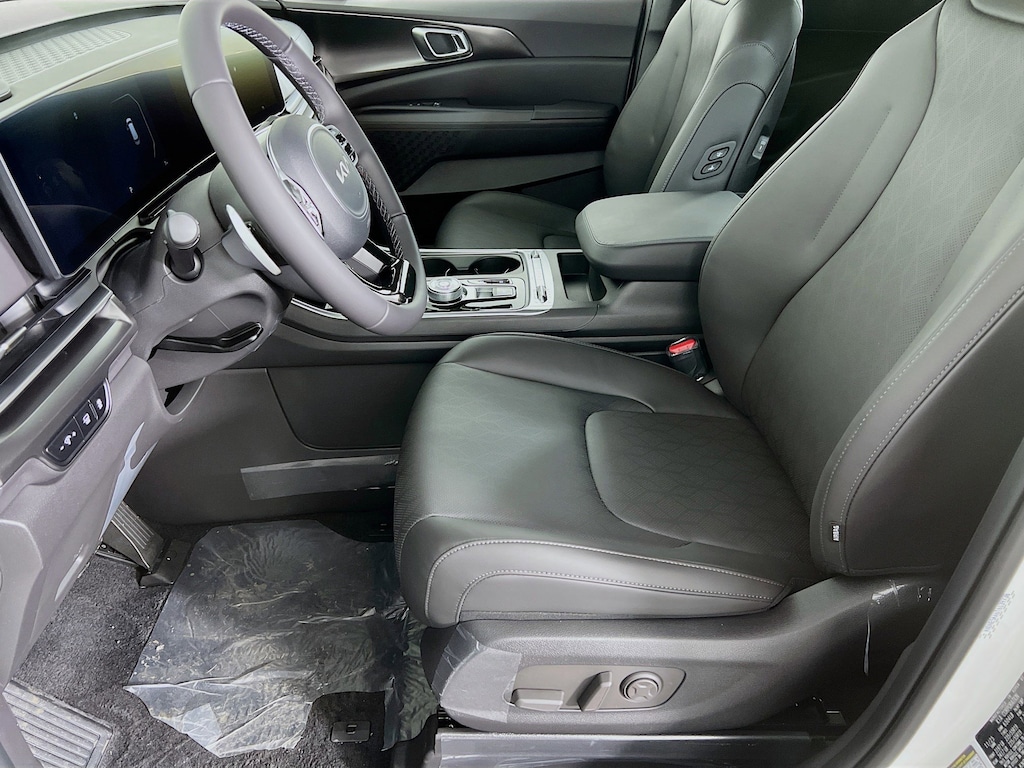 New 2026 Kia Carnival Hybrid SX Van Passenger Van