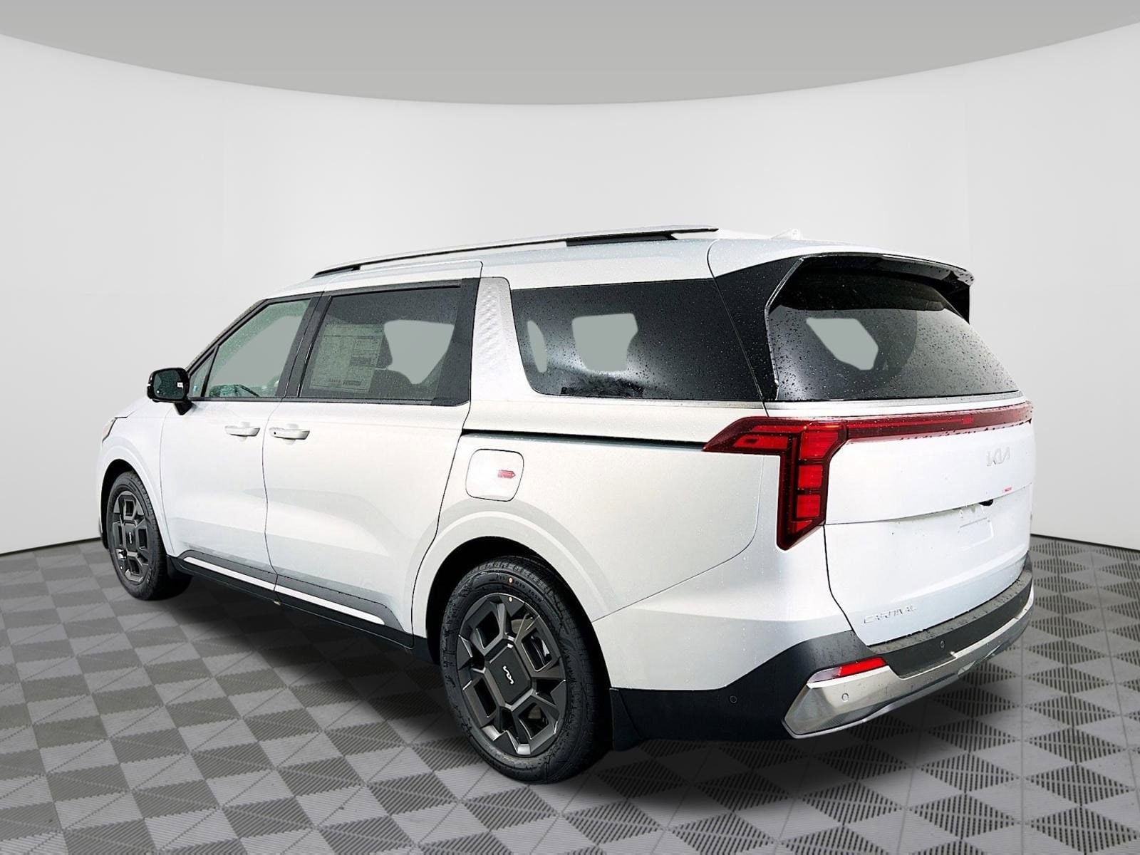 2025 Kia Carnival SX - Photo 32