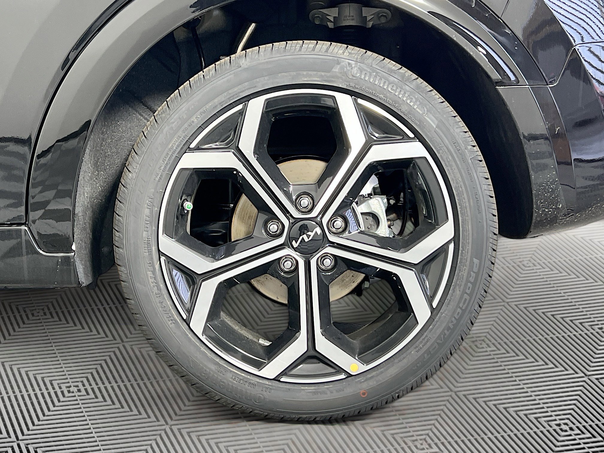 2025 Kia Niro EX Touring - Photo 36