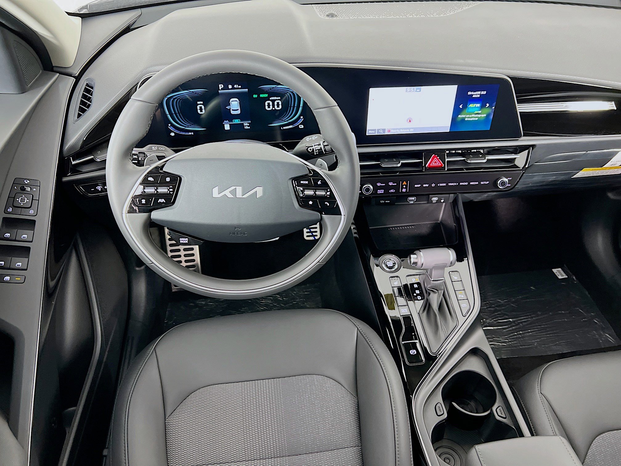 2025 Kia Niro EX Touring - Photo 19