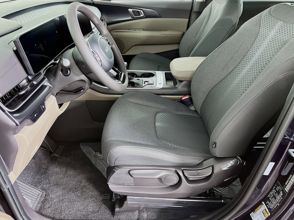 New 2026 Kia Carnival LX Van Passenger Van