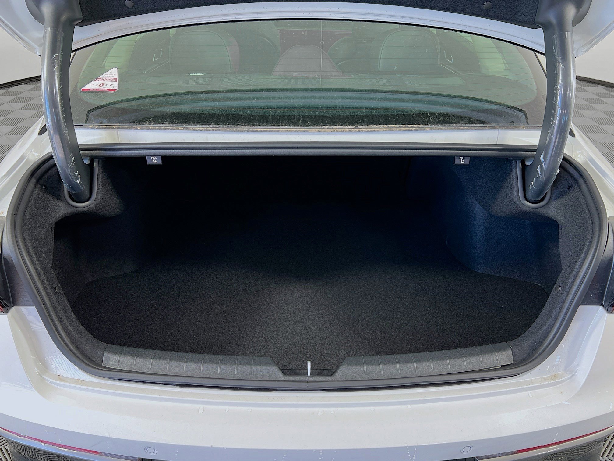 2025 Kia K5 EX - Photo 26