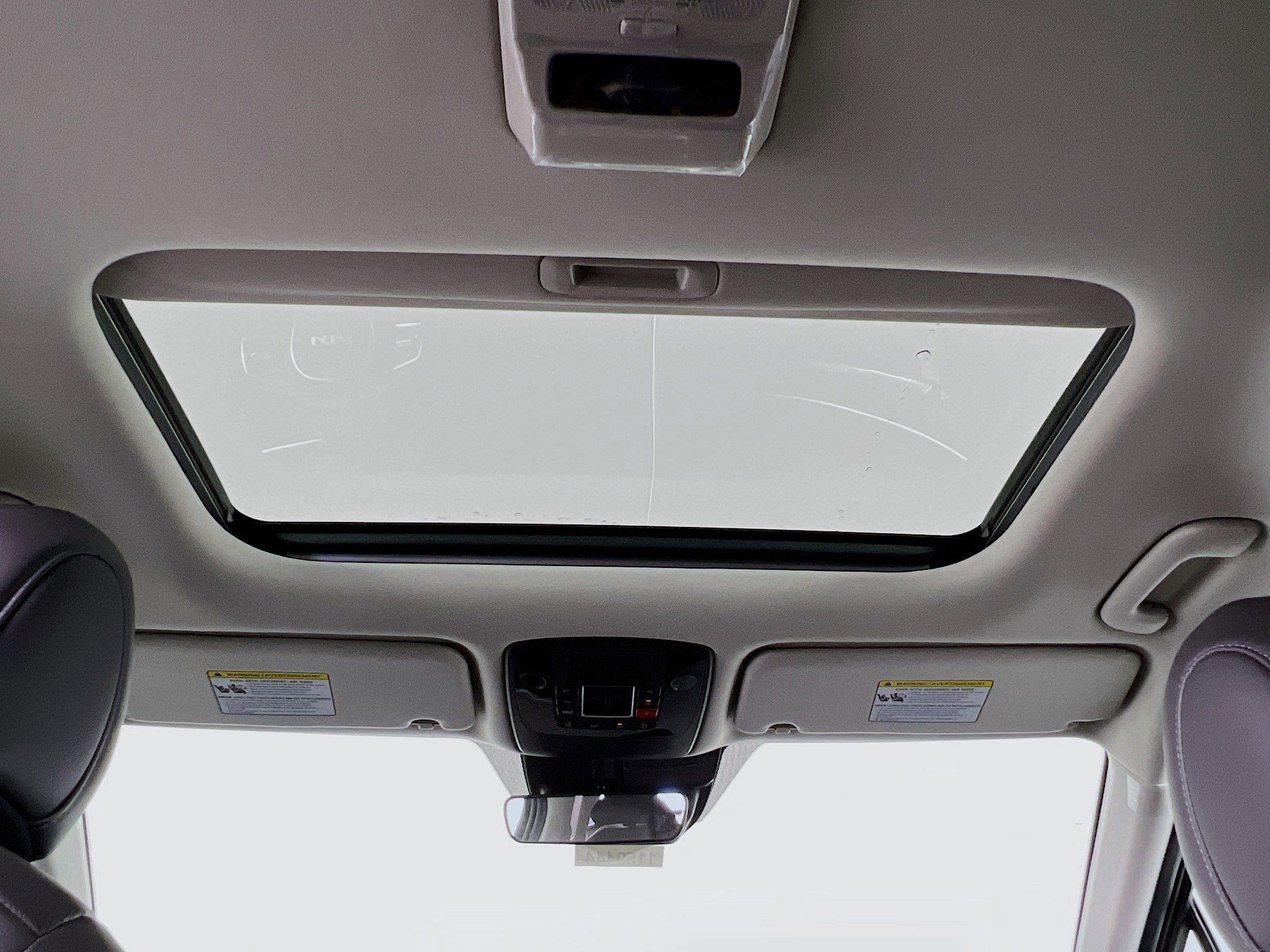 2025 Kia Carnival SX - Photo 27