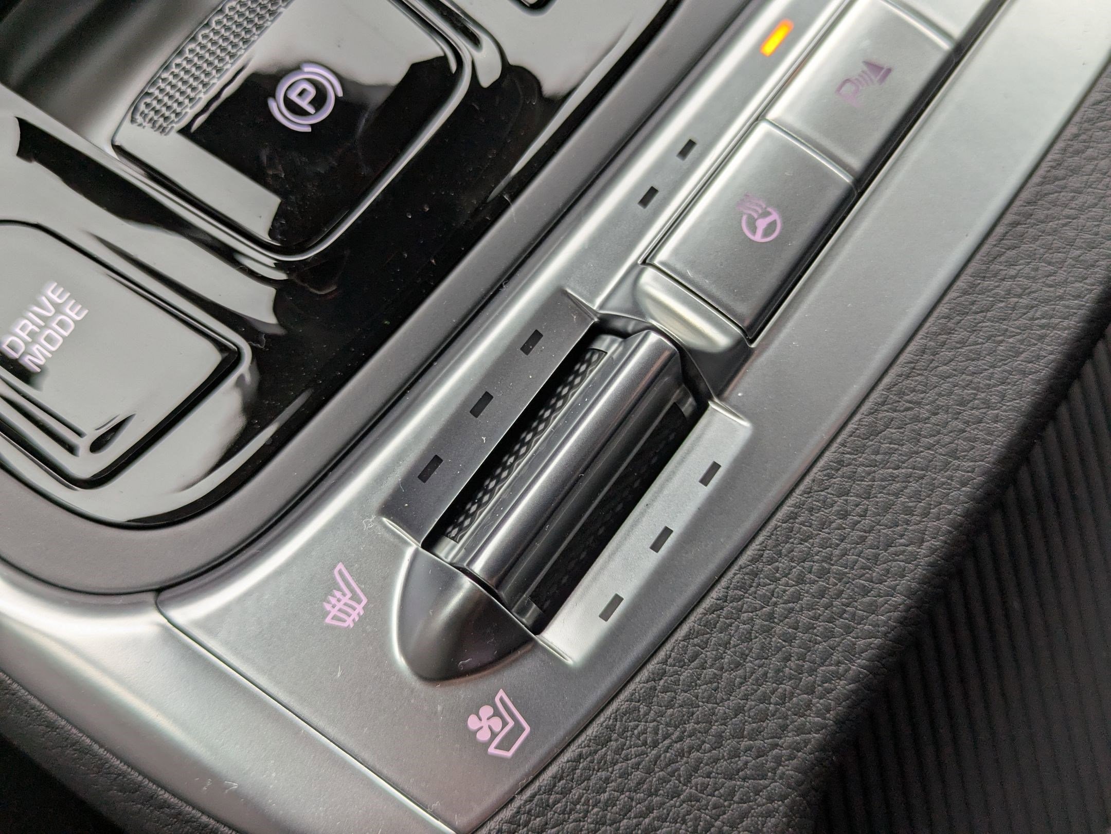 2025 Kia Carnival SX Prestige - Photo 10