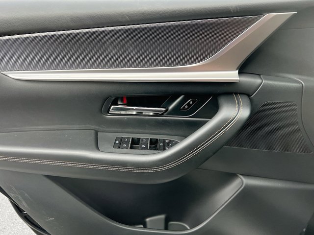 2026 Mazda CX-90 Premium Package - Photo 24