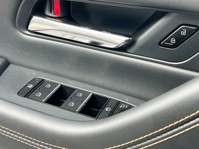 2026 Mazda CX-90 Premium Package - Photo 25
