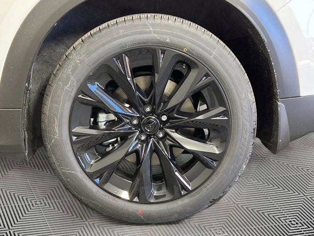2026 Mazda CX-90 Premium Package - Photo 37