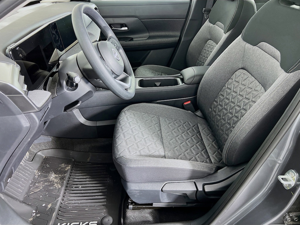 New 2026 Nissan Kicks SV SUV