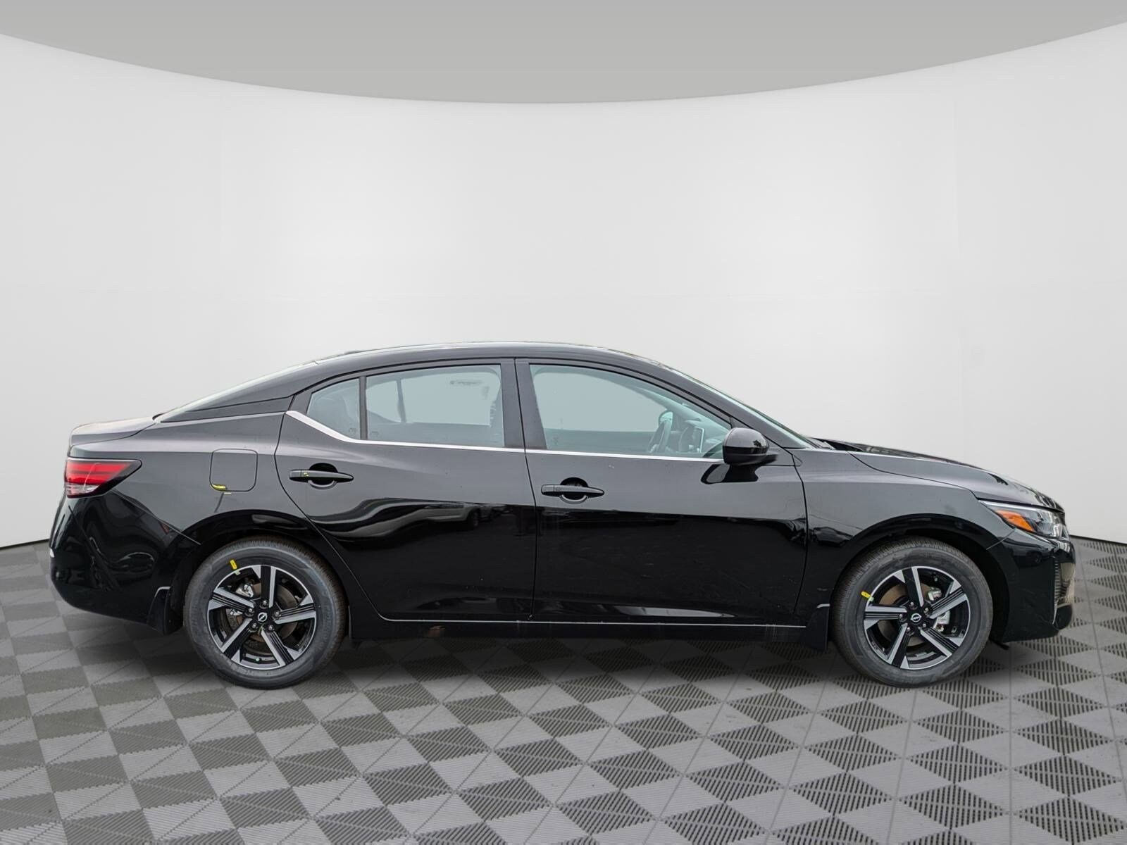 2025 Nissan Sentra SV photo 2