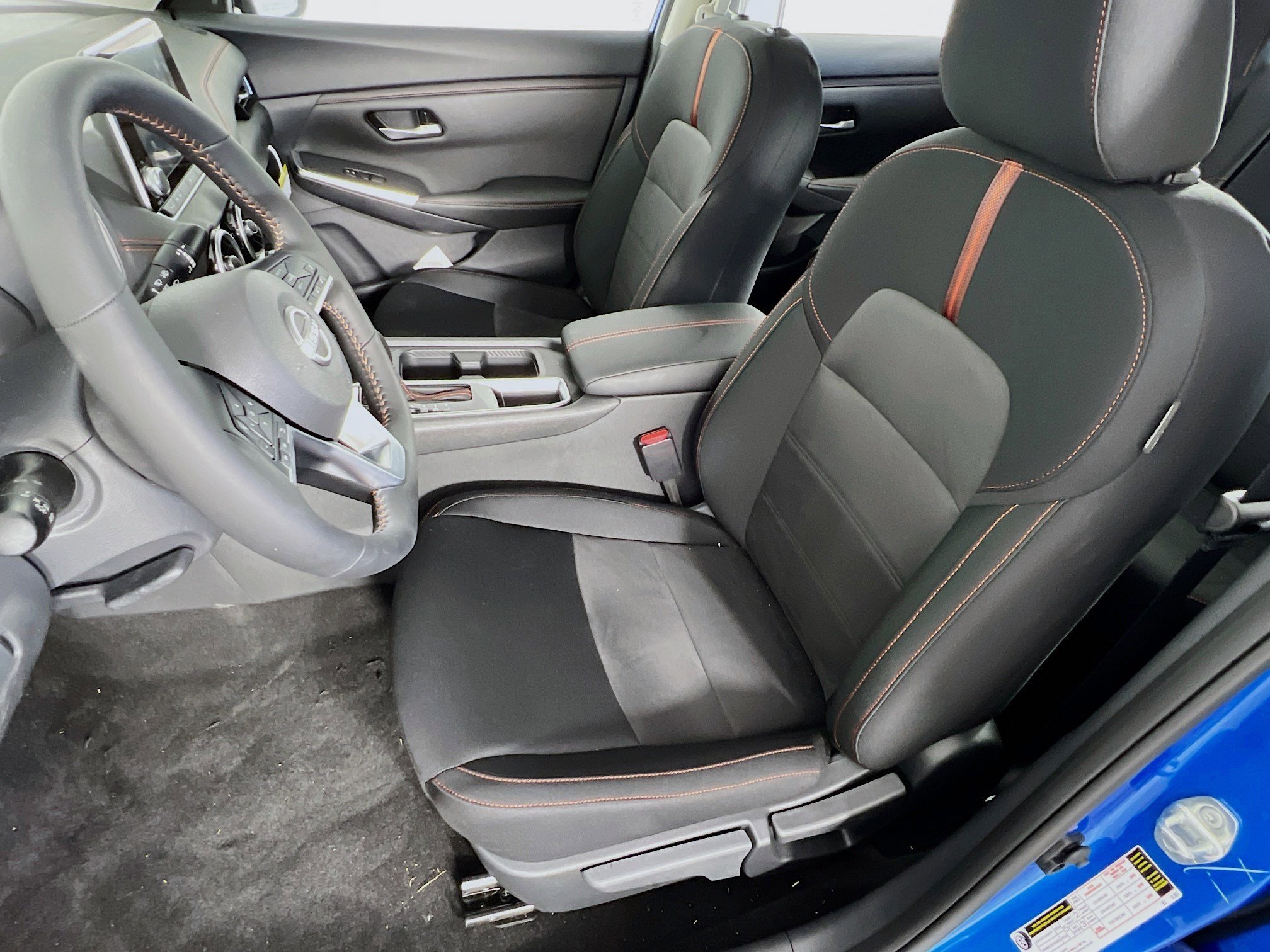 2025 Nissan Sentra SR photo 3