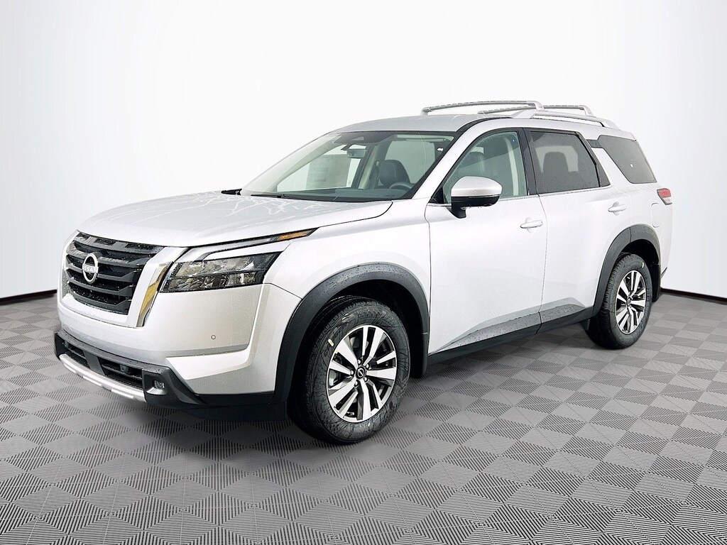 New 2025 Nissan Pathfinder SL SUV