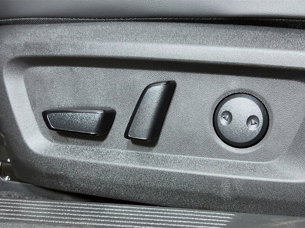 New 2026 Nissan Rogue Platinum SUV