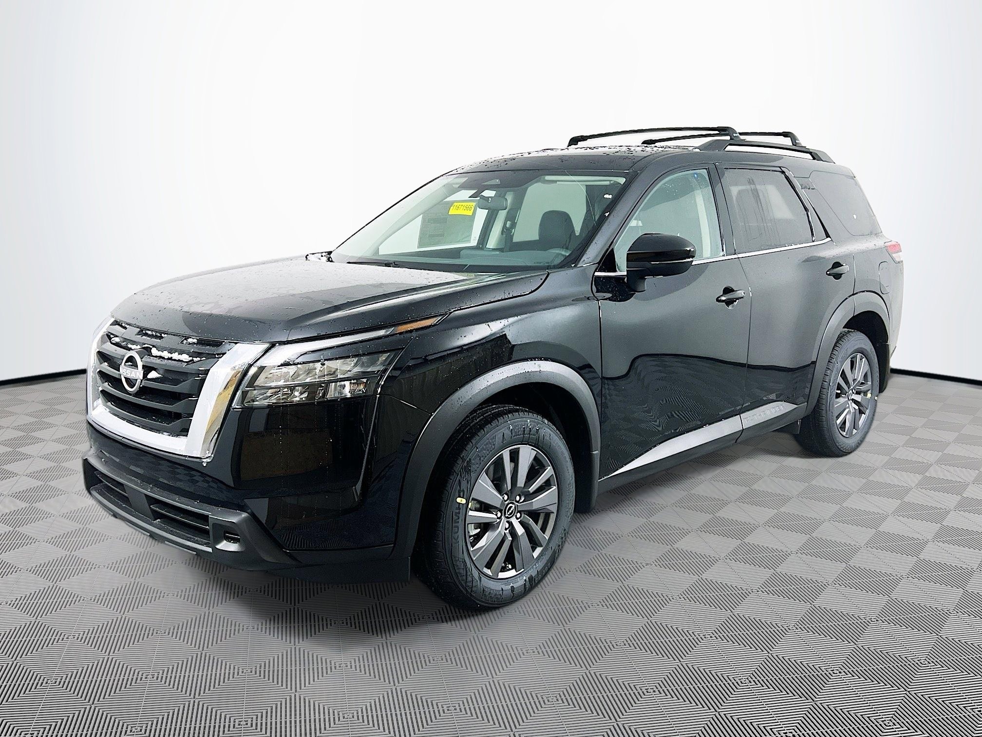 New Nissan Pathfinder in Batavia near Cincinnati, OH | Jeff Wyler