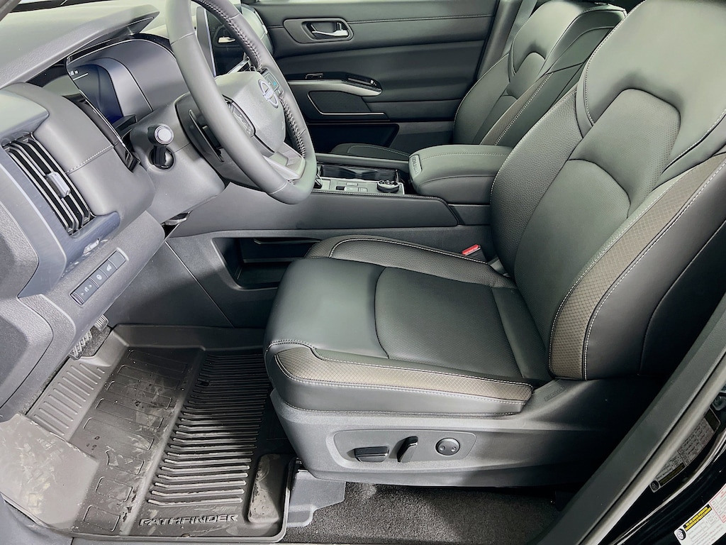 New 2026 Nissan Pathfinder SL SUV