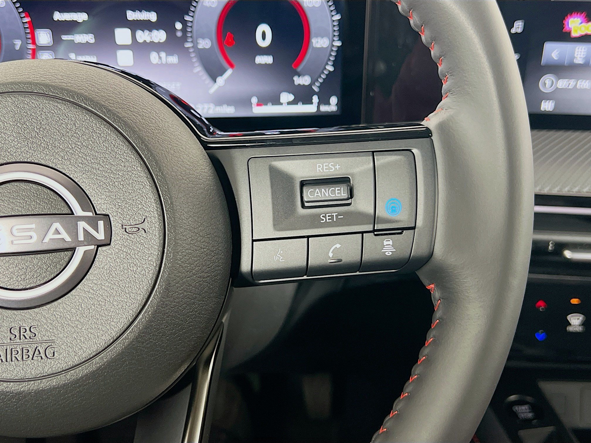2025 Nissan Kicks SR AWD - Photo 17