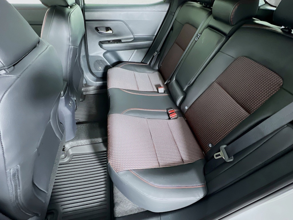 New 2026 Nissan Kicks SR SUV