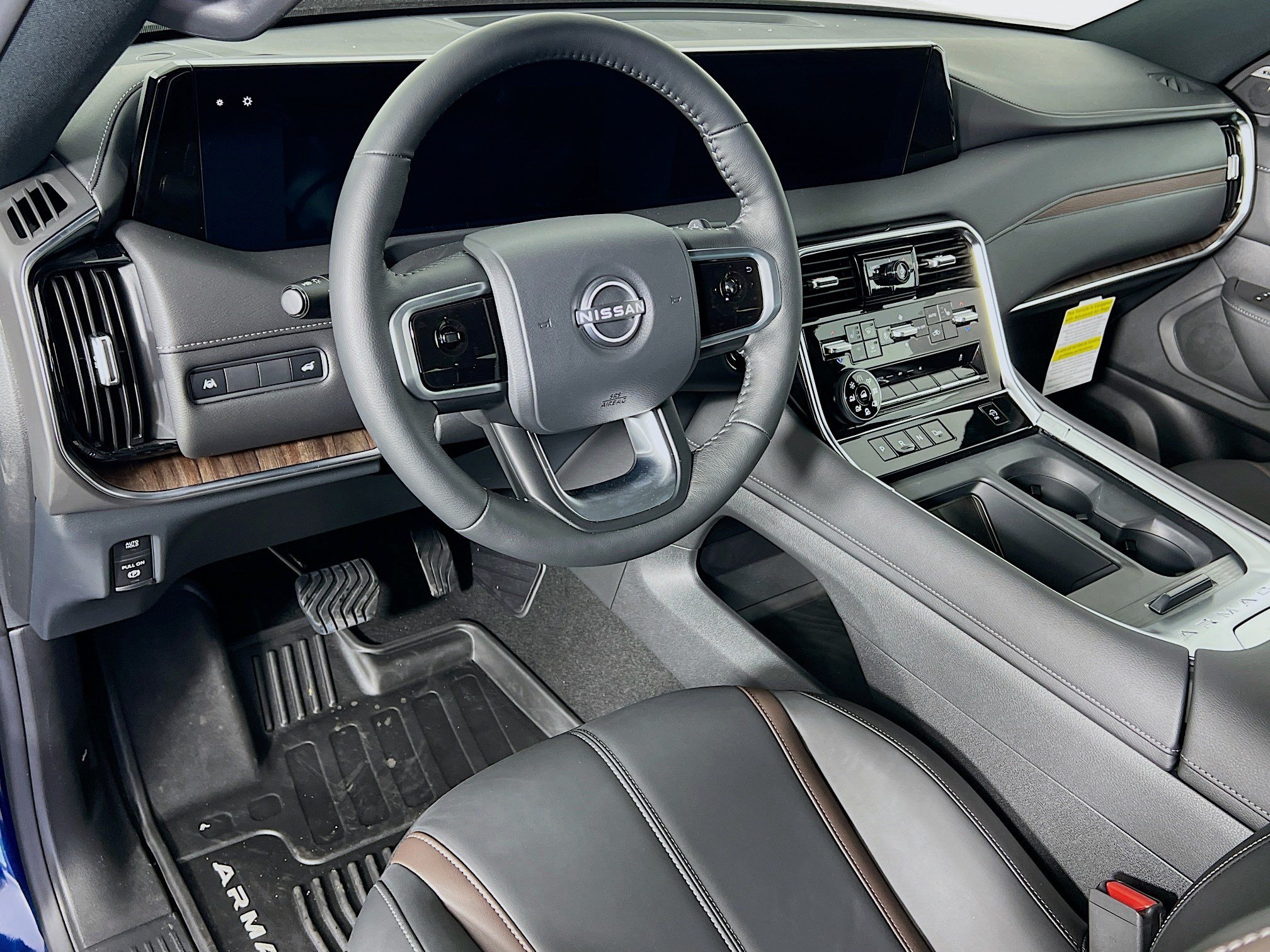 2026 Nissan Armada SL - Photo 7