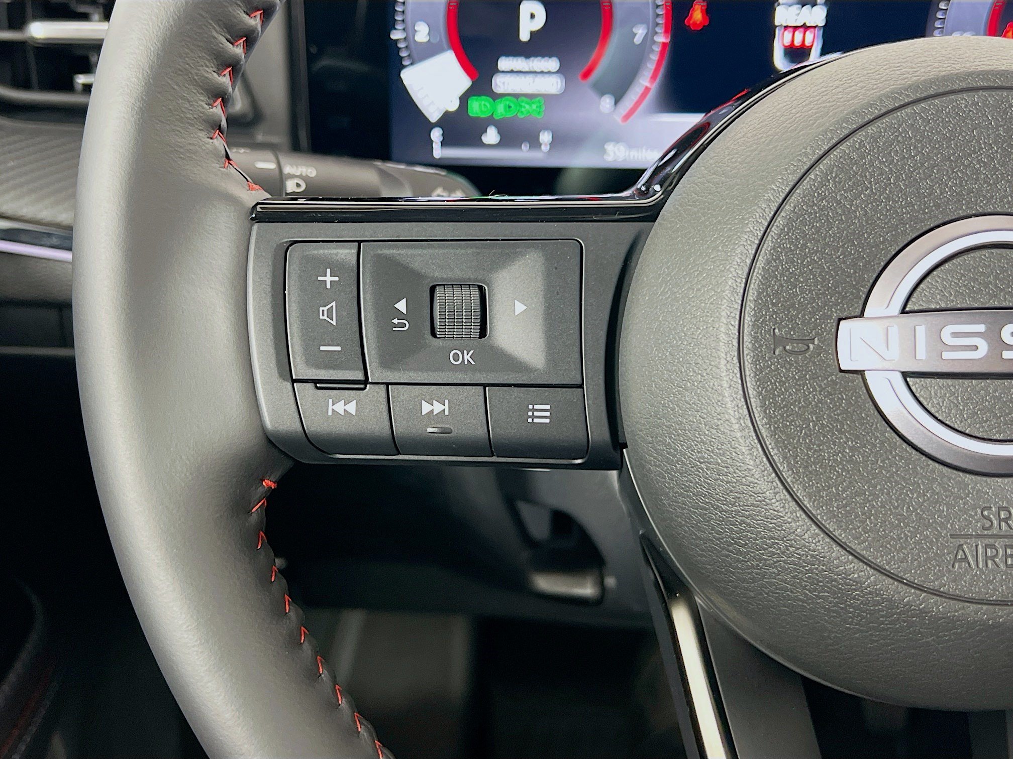 2025 Nissan Kicks SR AWD - Photo 16