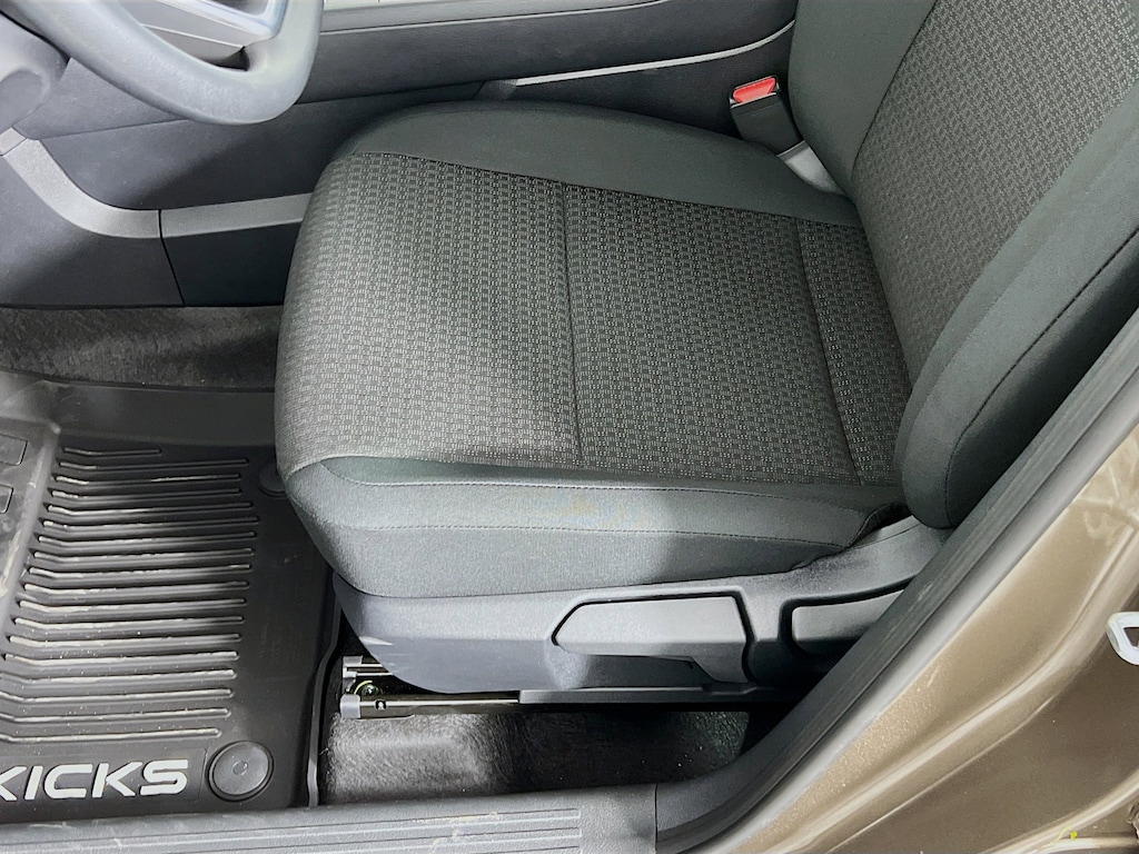 New 2026 Nissan Kicks S SUV