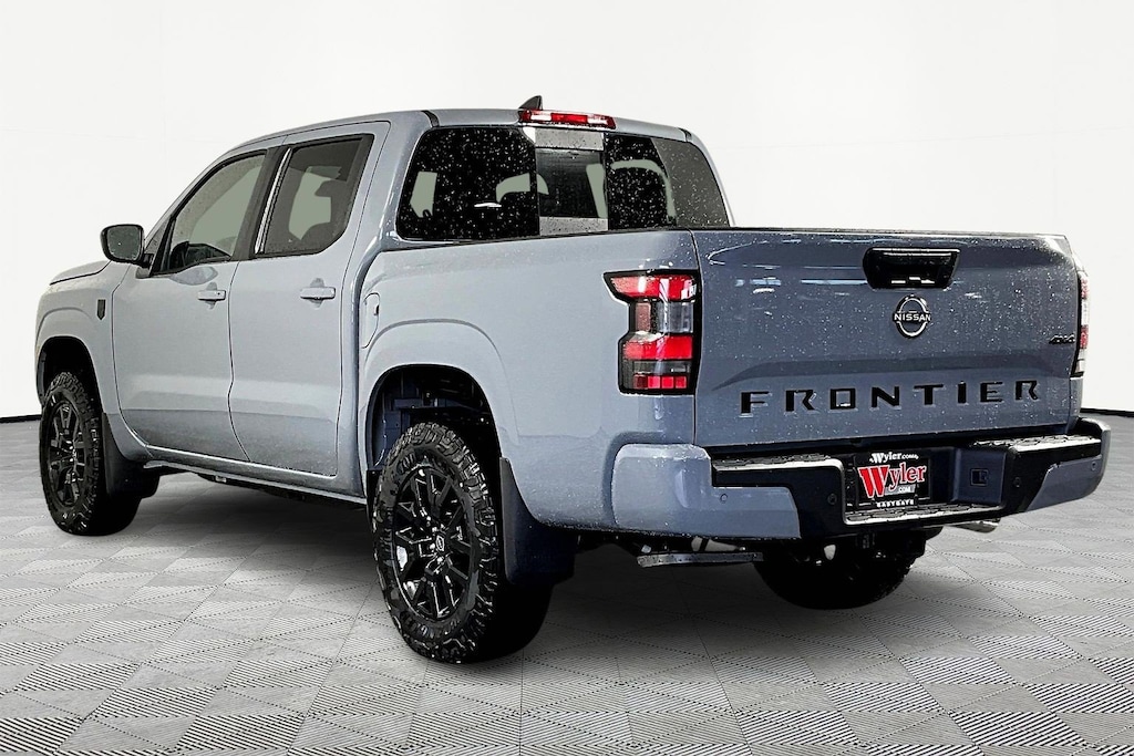 New 2026 Nissan Frontier SV Truck Crew Cab