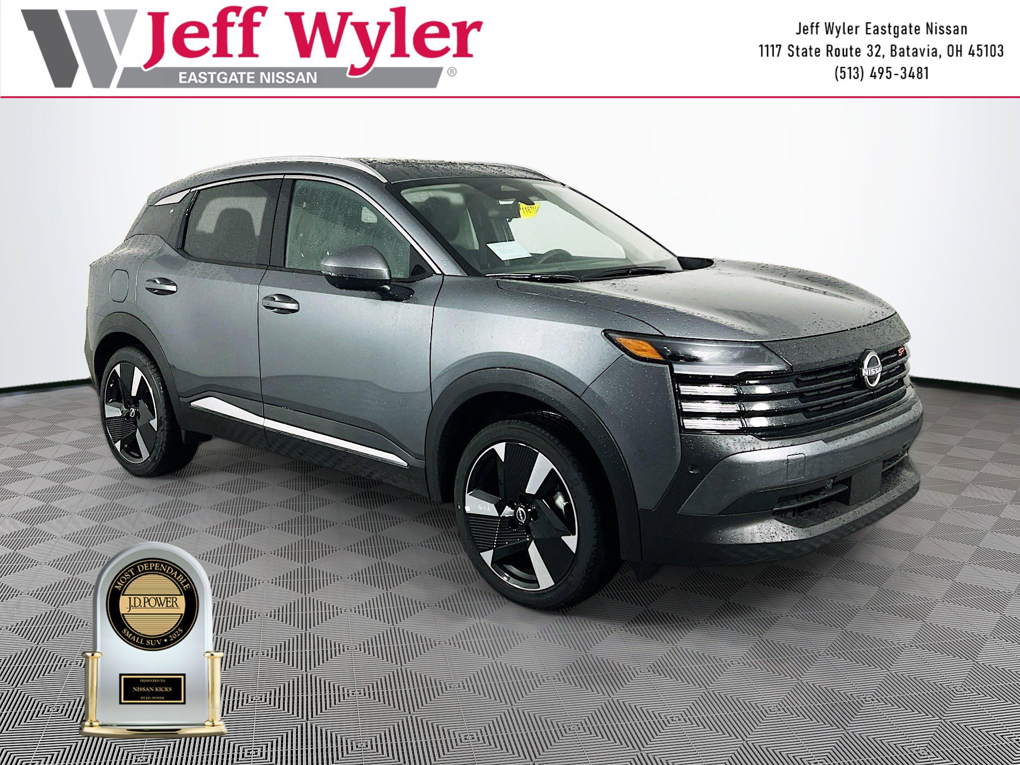 2025 Nissan Kicks SR AWD's photo