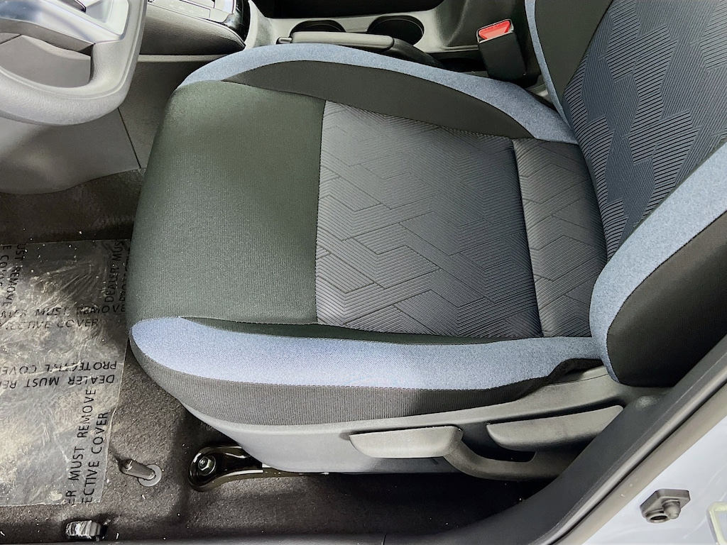 New 2025 Nissan Versa SV Sedan