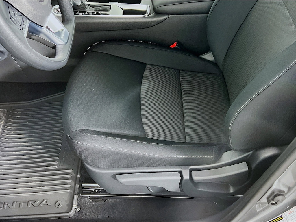 New 2025 Nissan Sentra SV Sedan