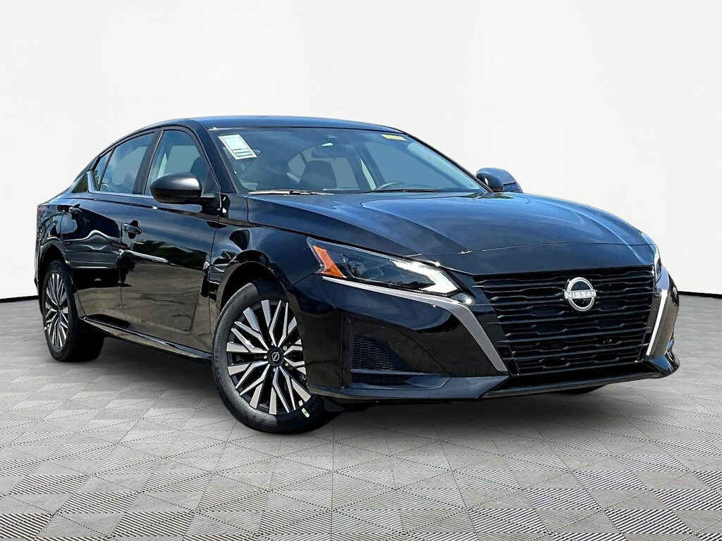 New 2026 Nissan Altima SV Sedan