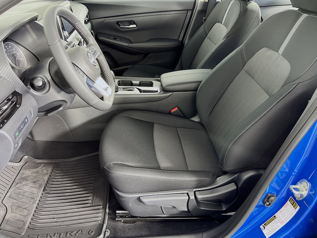 New 2025 Nissan Sentra SV Sedan