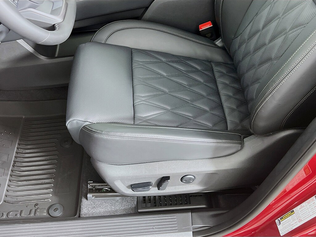 New 2026 Nissan Rogue Platinum SUV