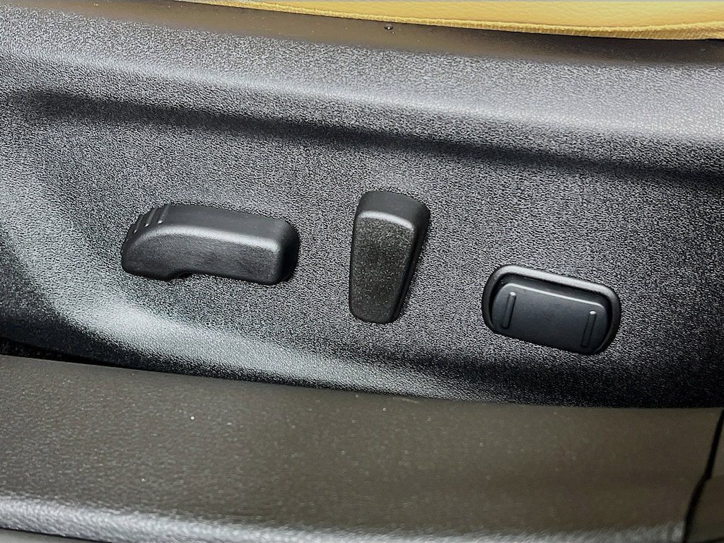 New 2025 Nissan Sentra SV Sedan