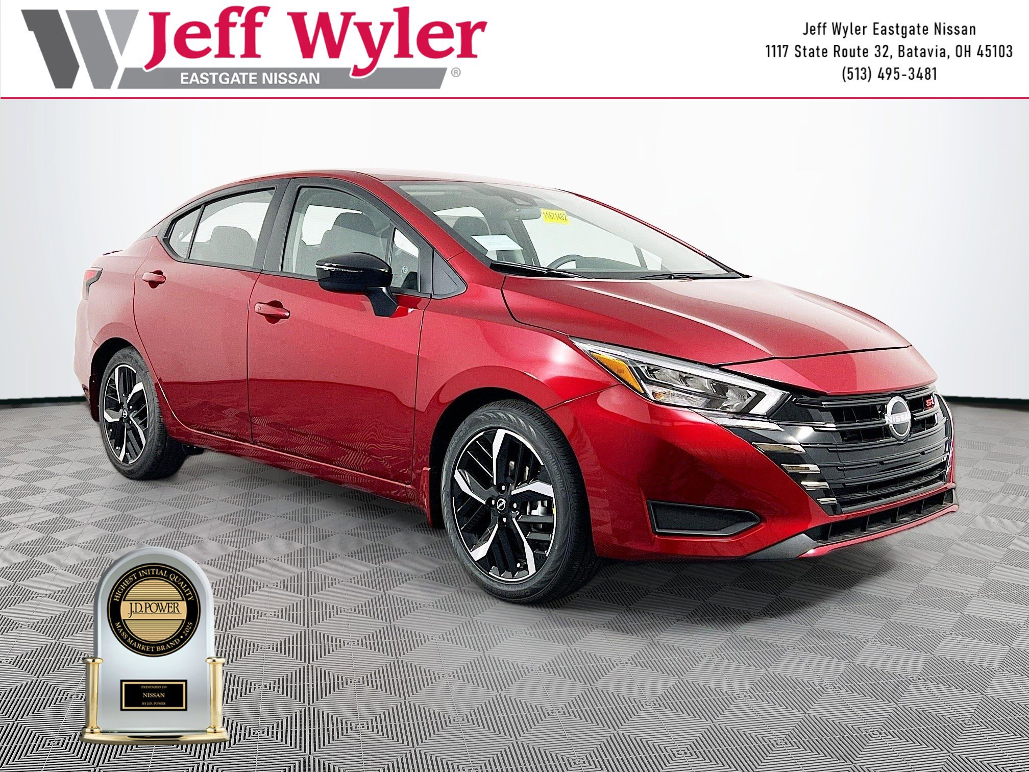 2025 Nissan Versa Sedan SR's photo