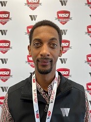 Staff member Anthony Daniels from ID_36fbfddd0898