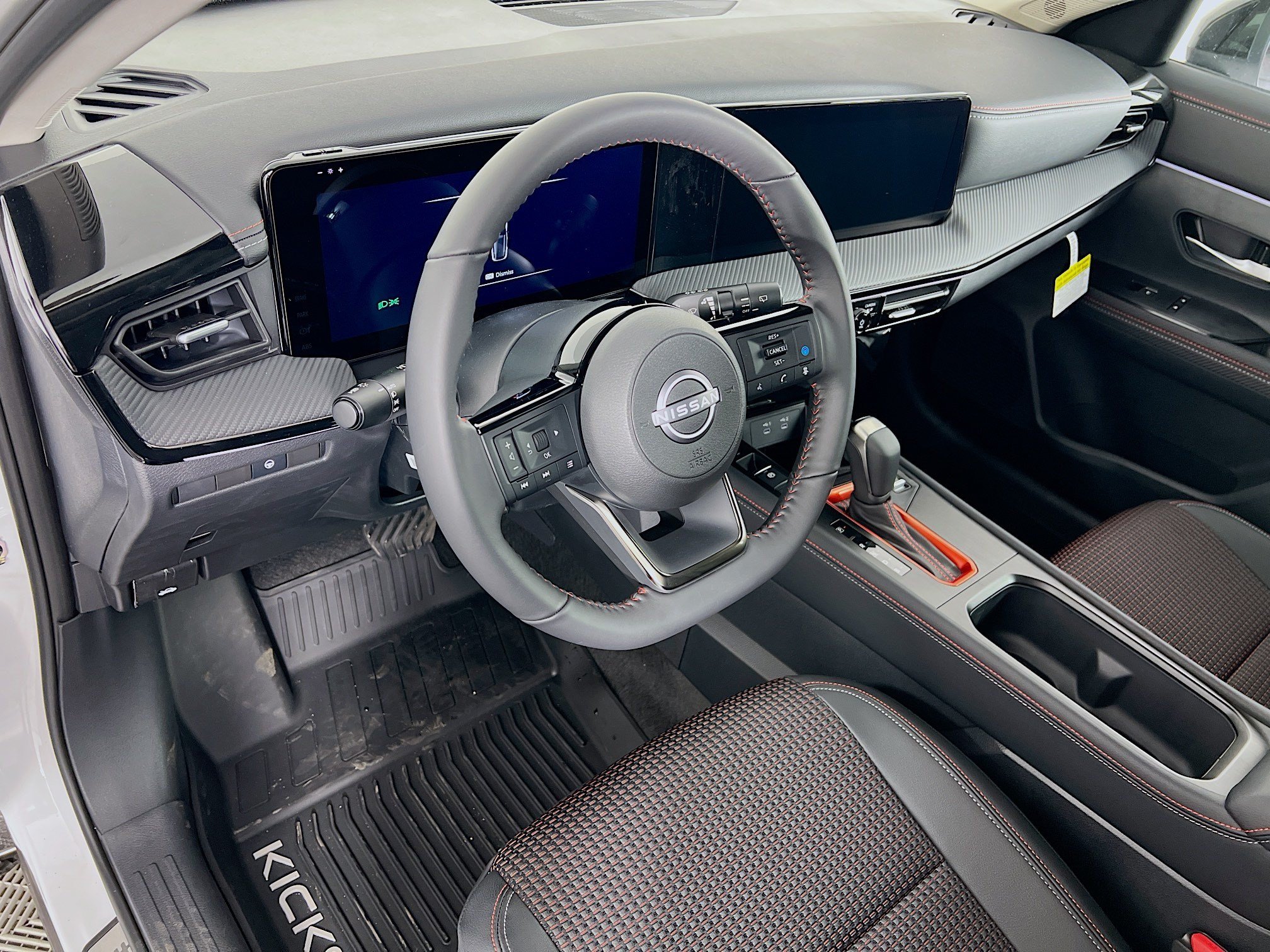 2025 Nissan Kicks SR AWD - Photo 8