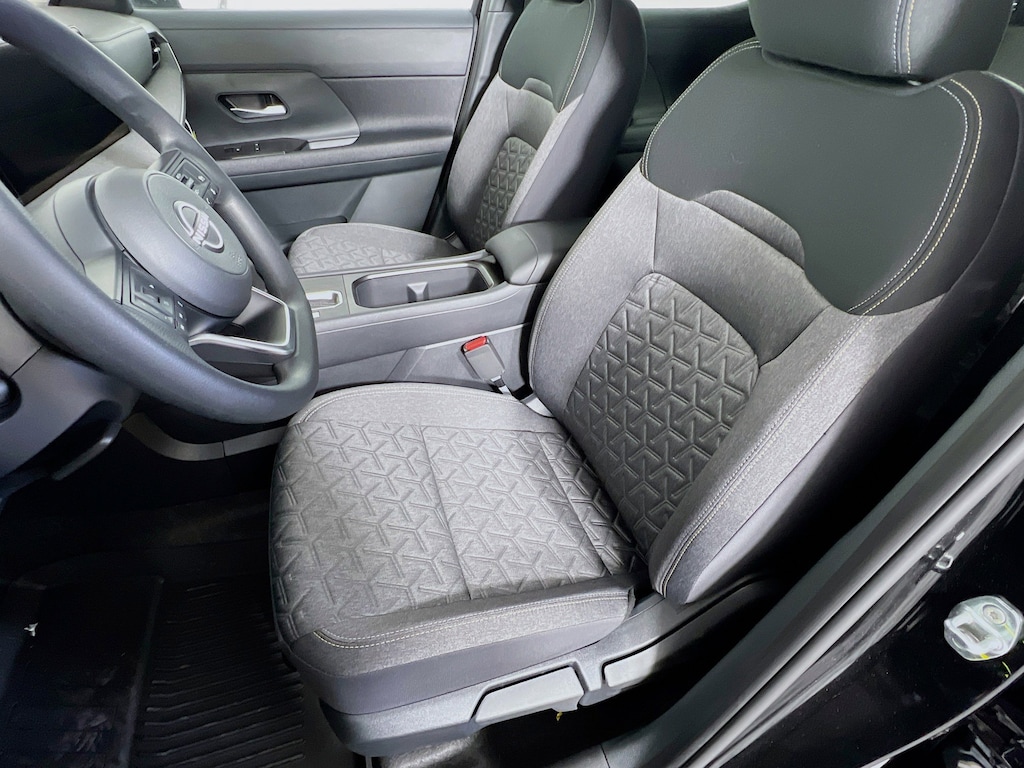 New 2026 Nissan Kicks SV SUV