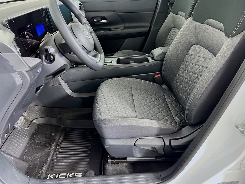 New 2026 Nissan Kicks SV SUV