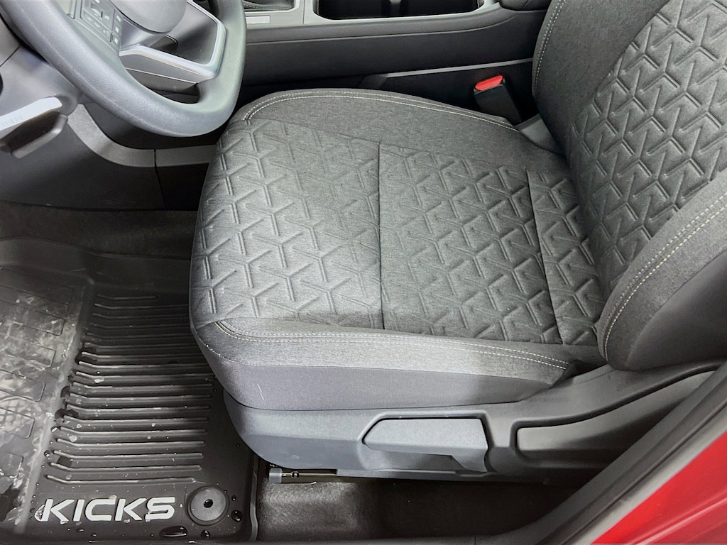 New 2026 Nissan Kicks SV SUV