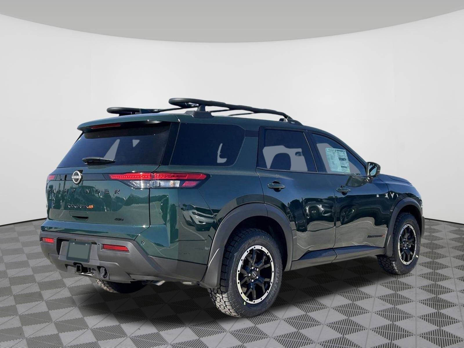 2025 Nissan Pathfinder Rock Creek photo 2