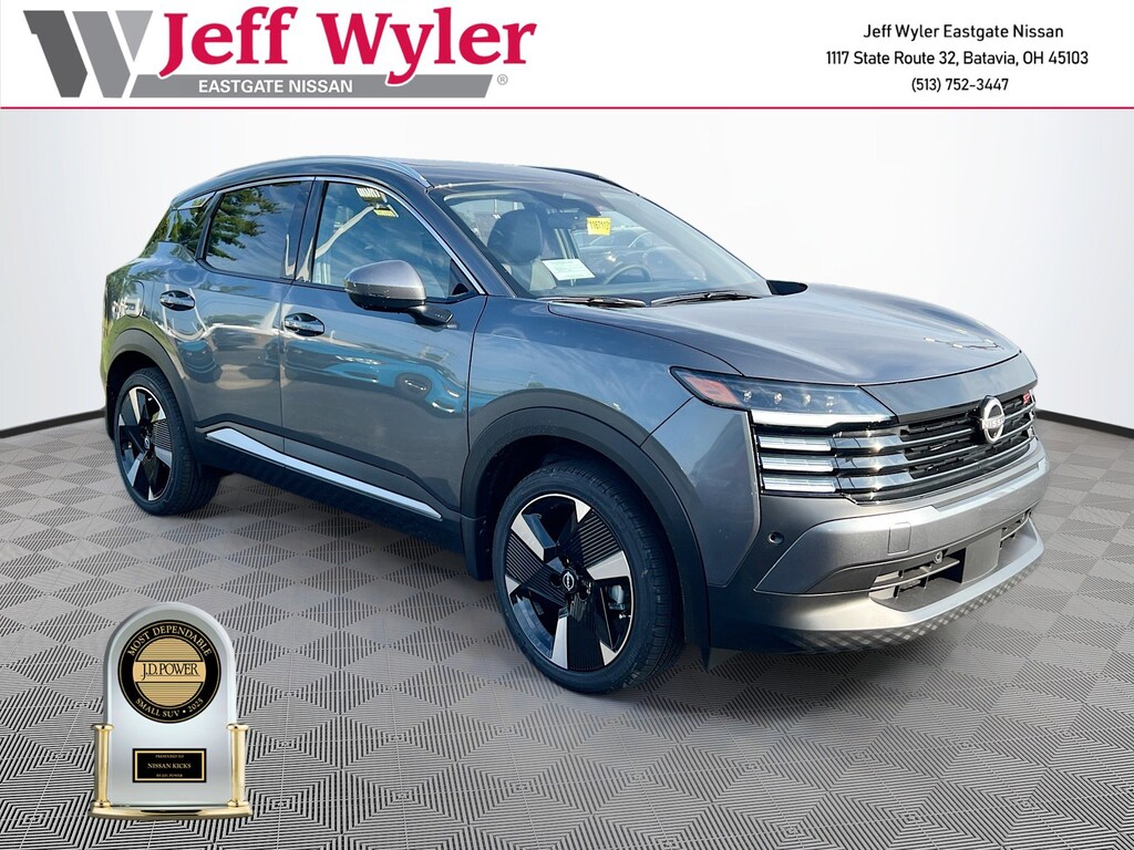 New 2025 Nissan Kicks SR SUV