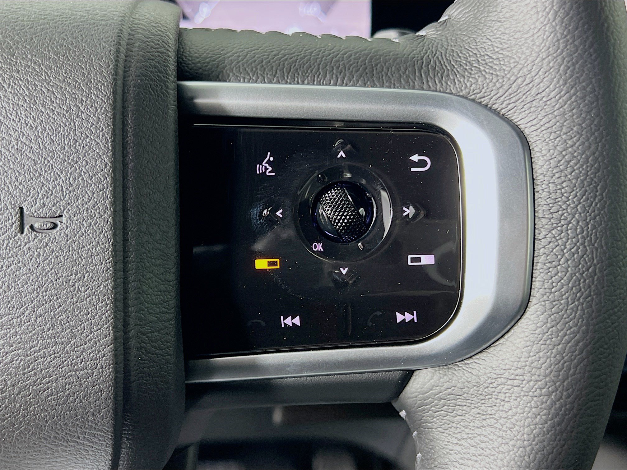 2026 Nissan Armada SL - Photo 16
