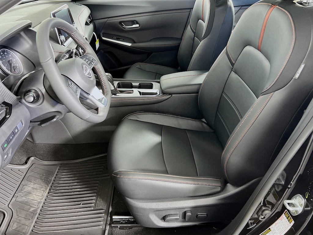 New 2025 Nissan Sentra SR Sedan