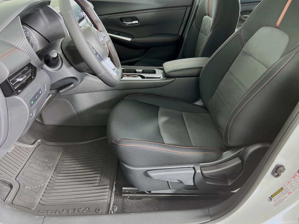 New 2025 Nissan Sentra SR Sedan