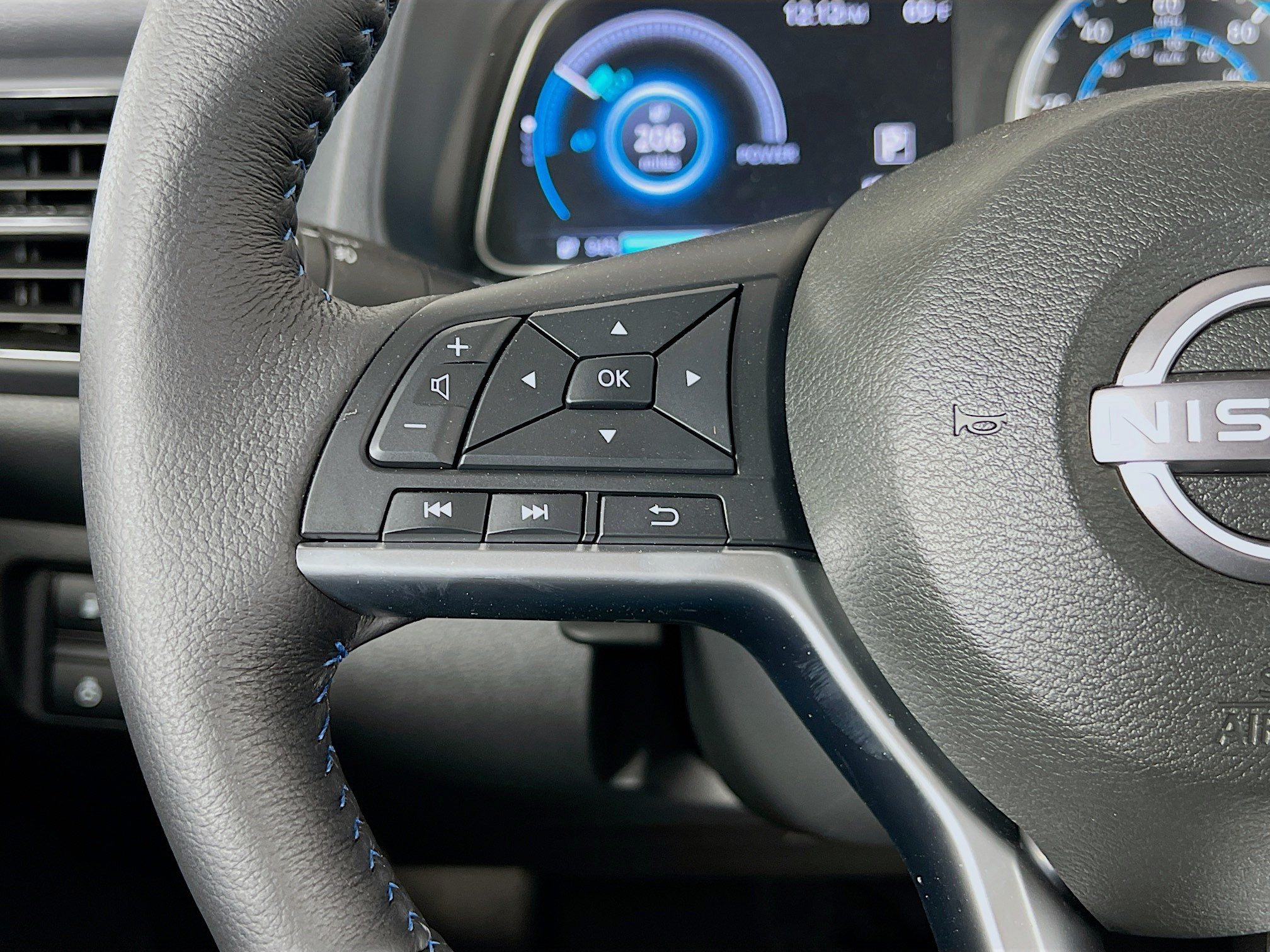 2025 Nissan Leaf SV PLUS - Photo 15