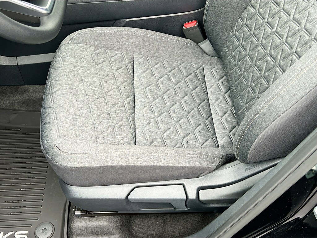 New 2026 Nissan Kicks SV SUV