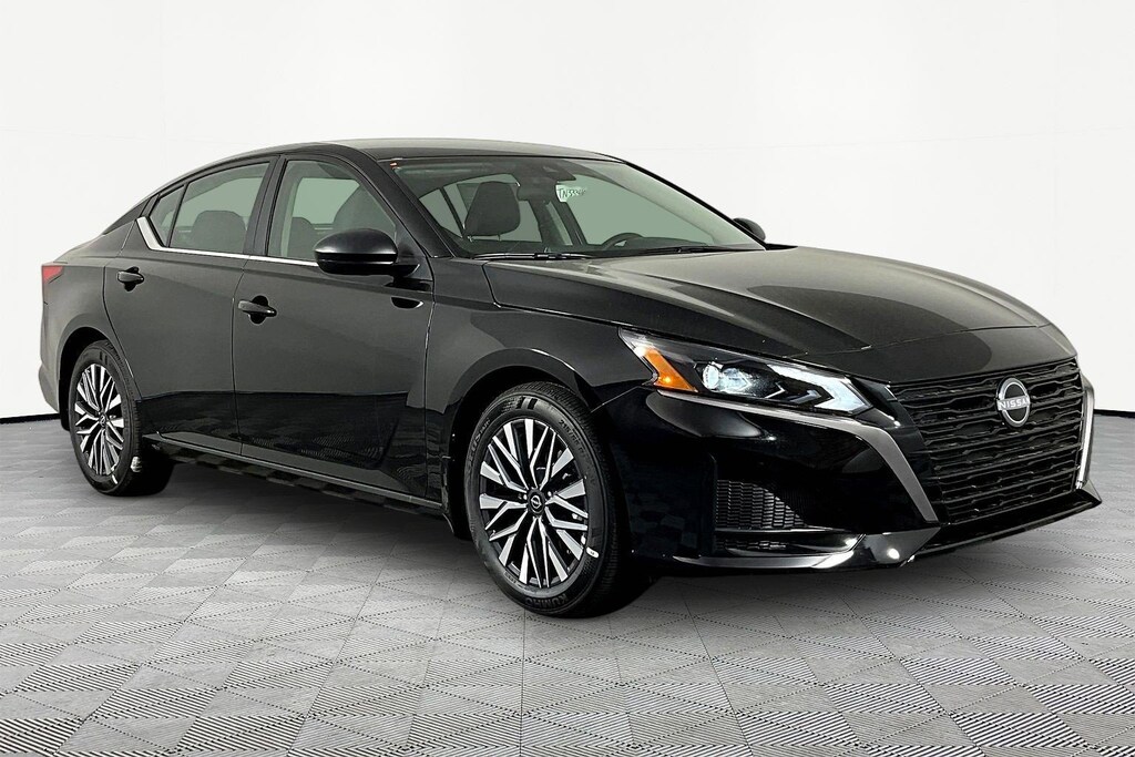 New 2026 Nissan Altima SV Sedan